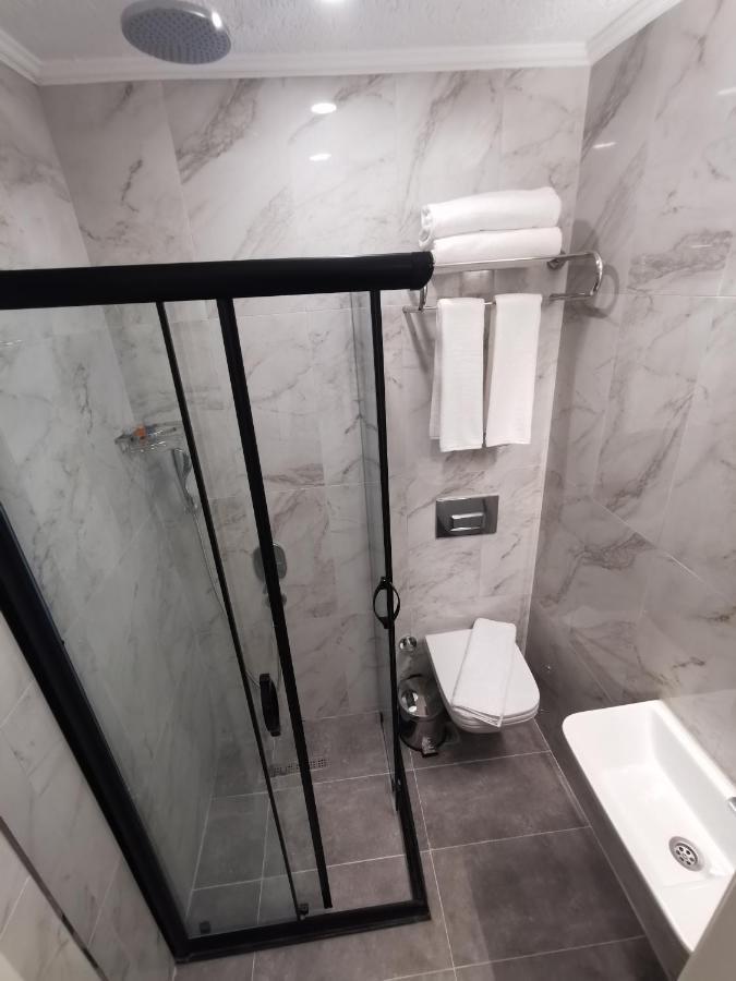 Luxx Garden Hotel Истанбул Екстериор снимка