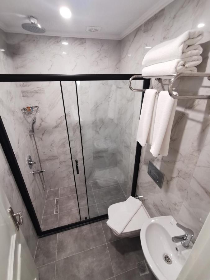 Luxx Garden Hotel Истанбул Екстериор снимка